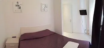 Guest house Academy House *