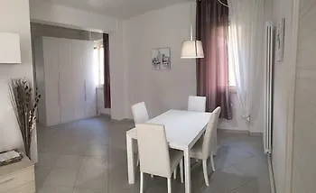 Academy House * Pisa